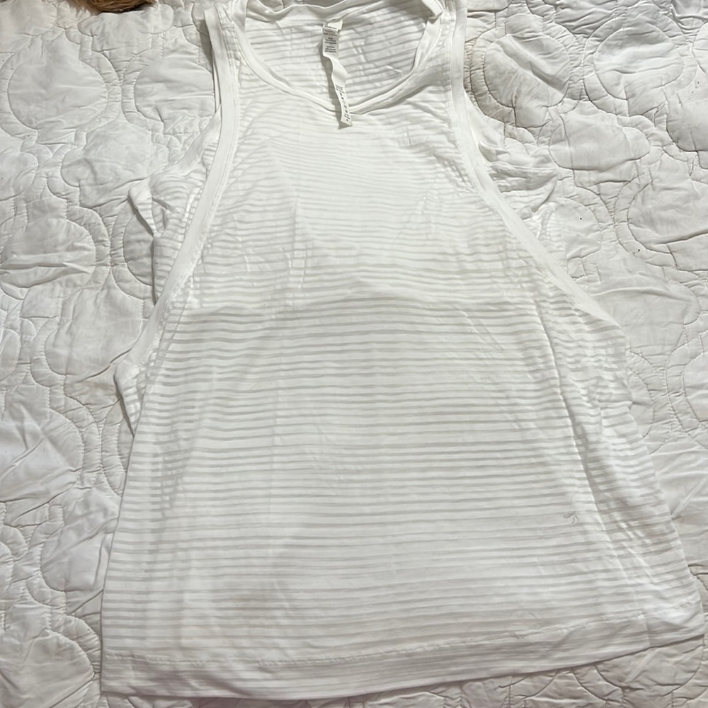 Lululemon tank with built in under tank